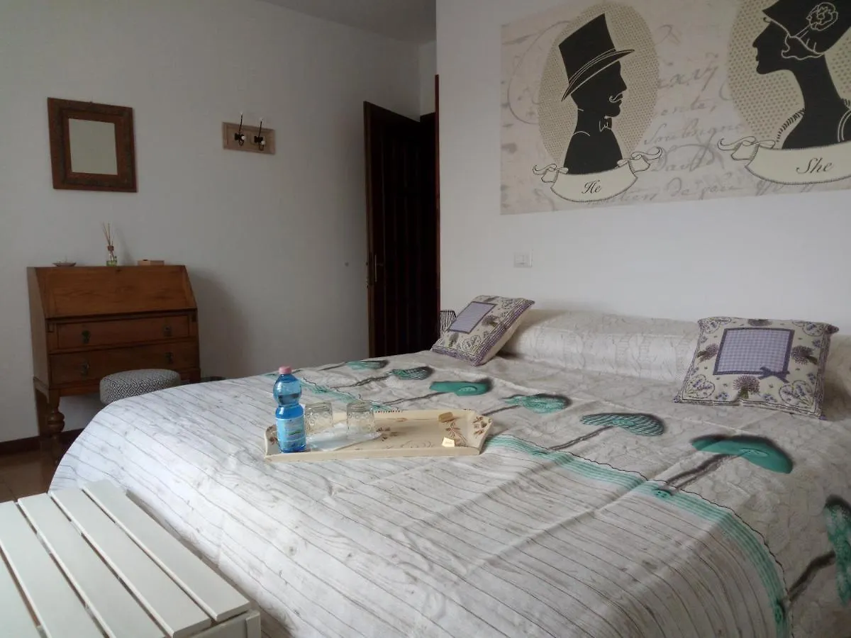 Compiano Bb Strela 39 Bed & Breakfast Sambuceto  0*, Sambuceto (Parma) Italy